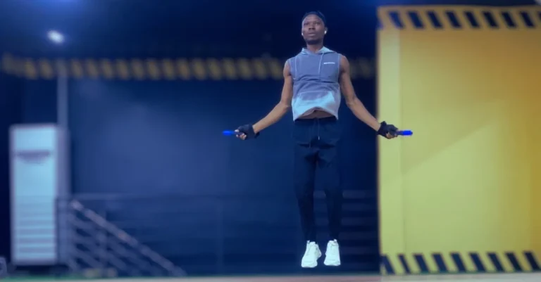 Anthony is doing jump rope during cardio before or after weights workout for fat loss after 30